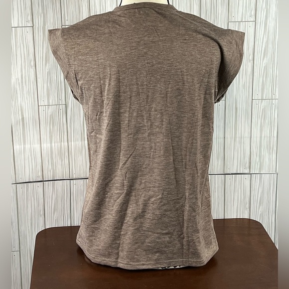 Shein Short Cap Sleeve Top - Picture 2 of 6